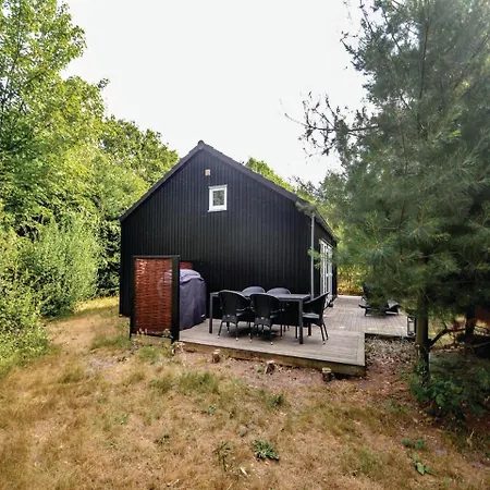 Three-bedroom Holiday In Σπίτι διακοπών Glesborg