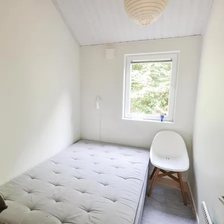 Σπίτι διακοπών Three-bedroom Holiday In Glesborg